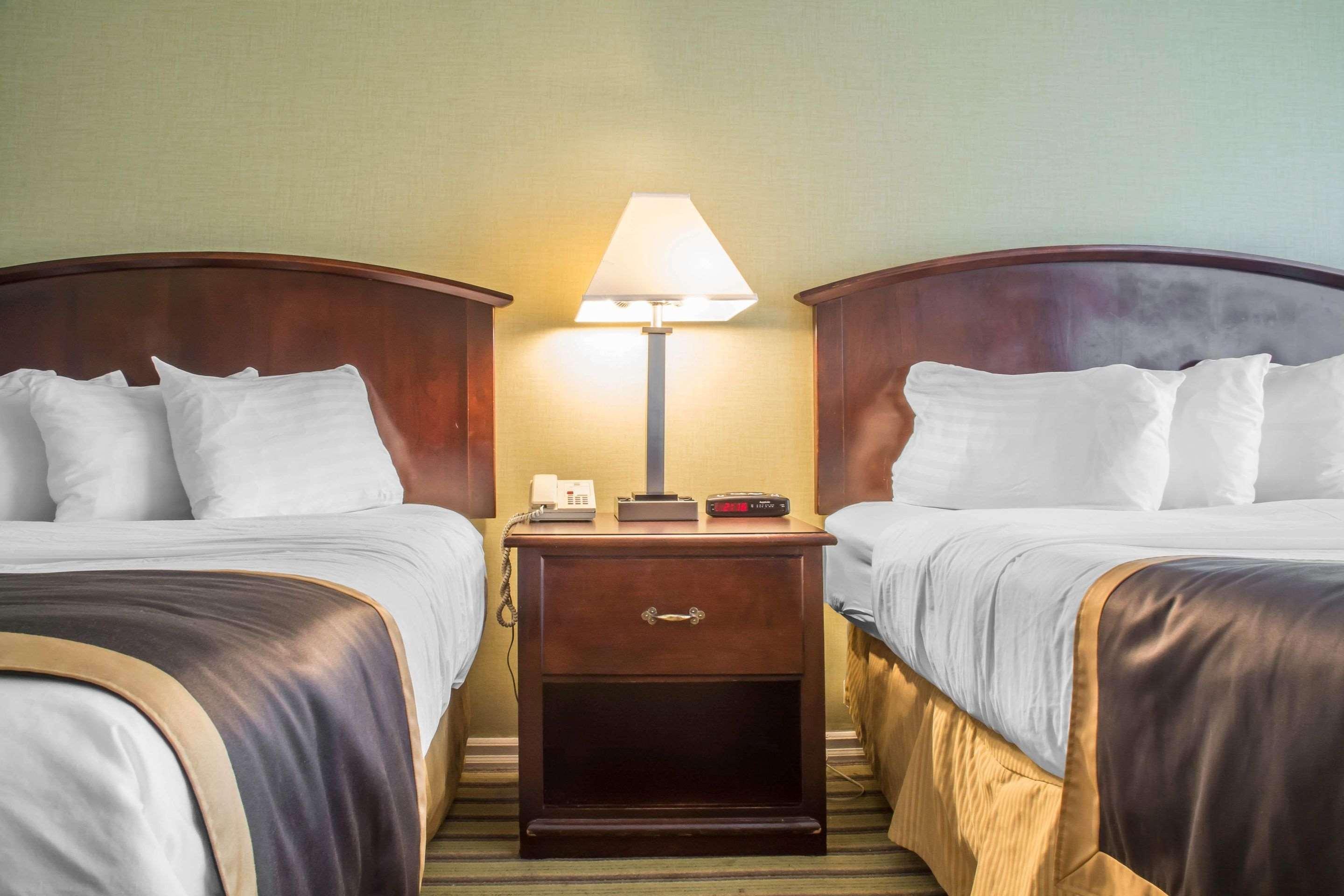 Quality Inn Peterborough Esterno foto