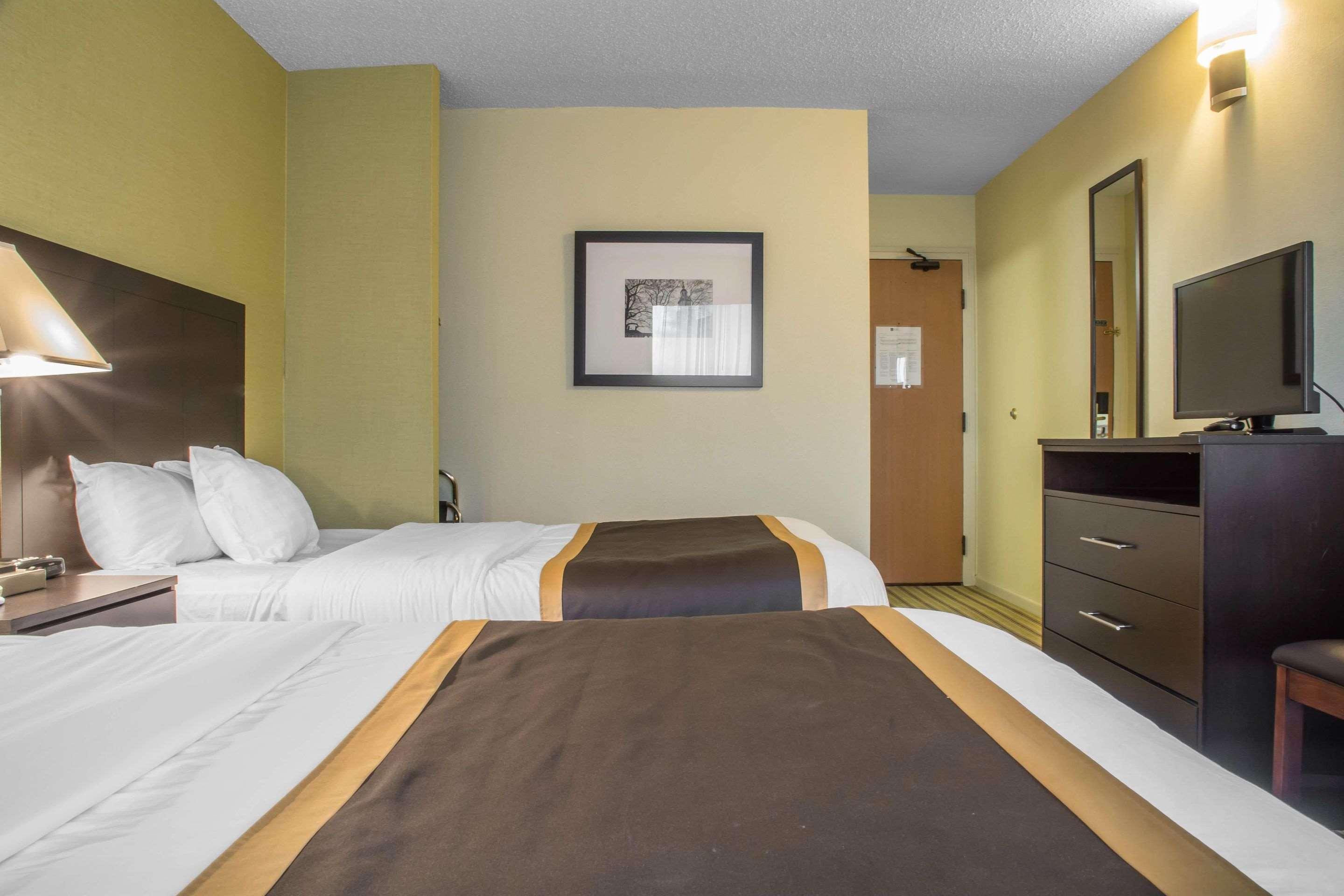 Quality Inn Peterborough Esterno foto