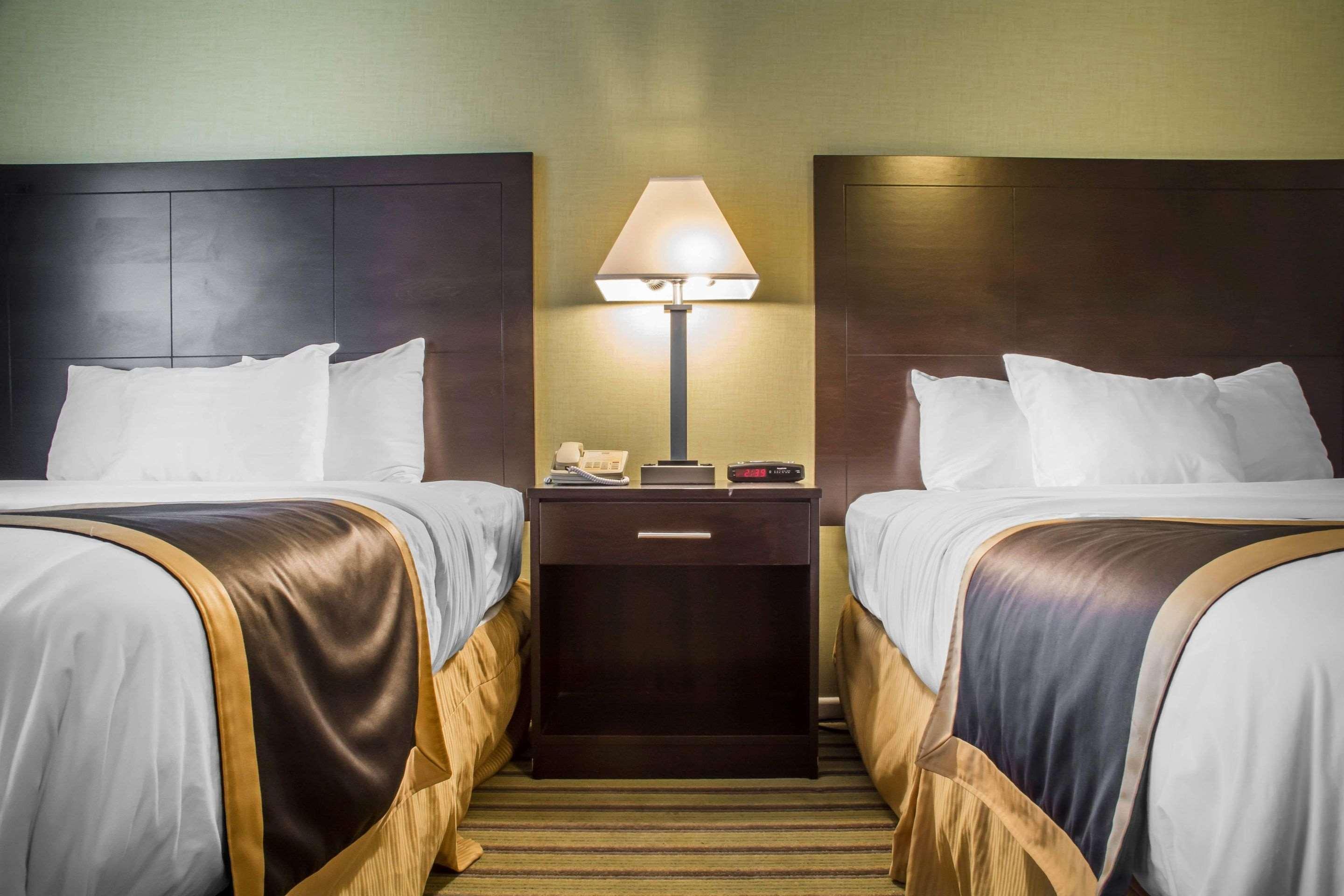 Quality Inn Peterborough Esterno foto