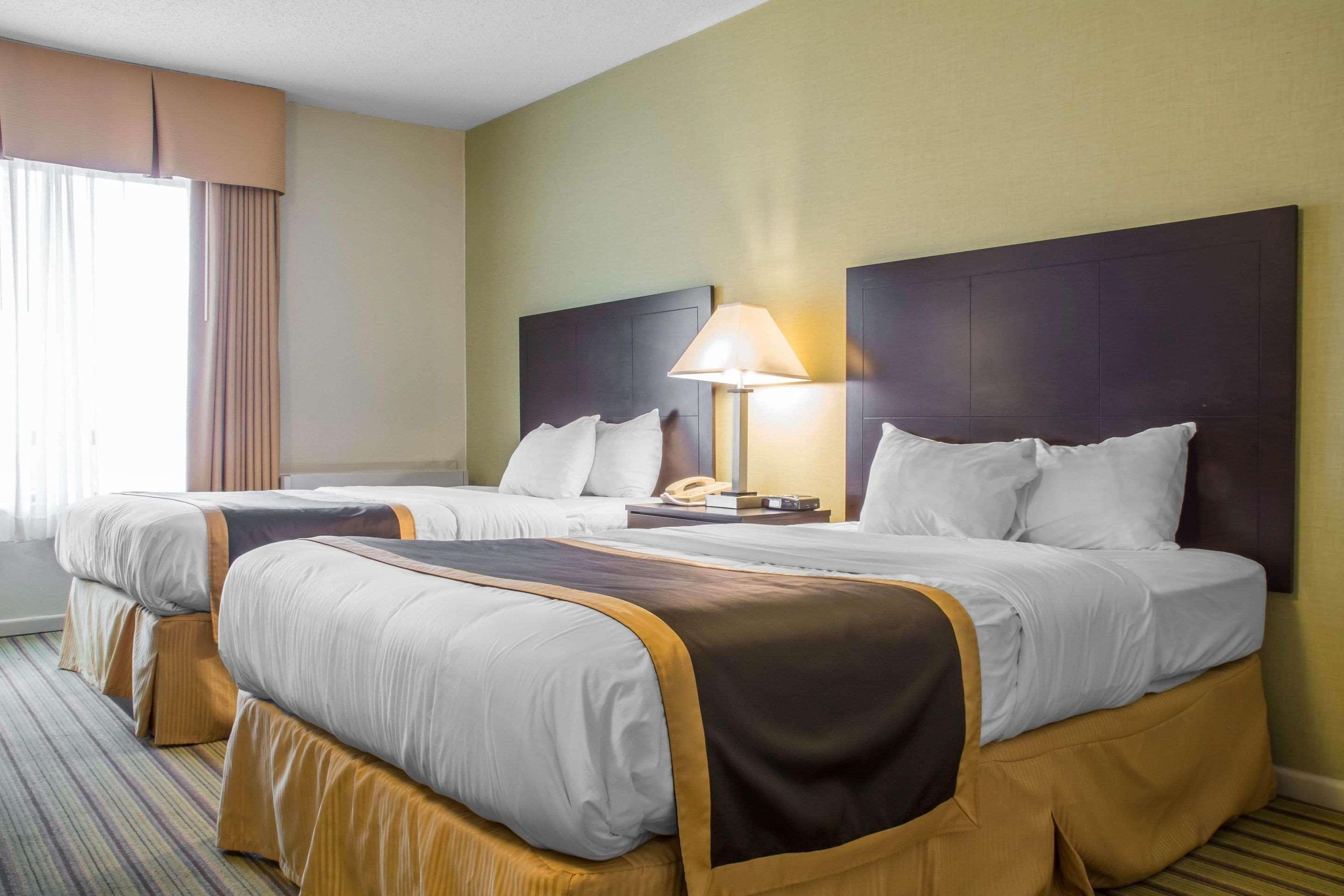 Quality Inn Peterborough Esterno foto