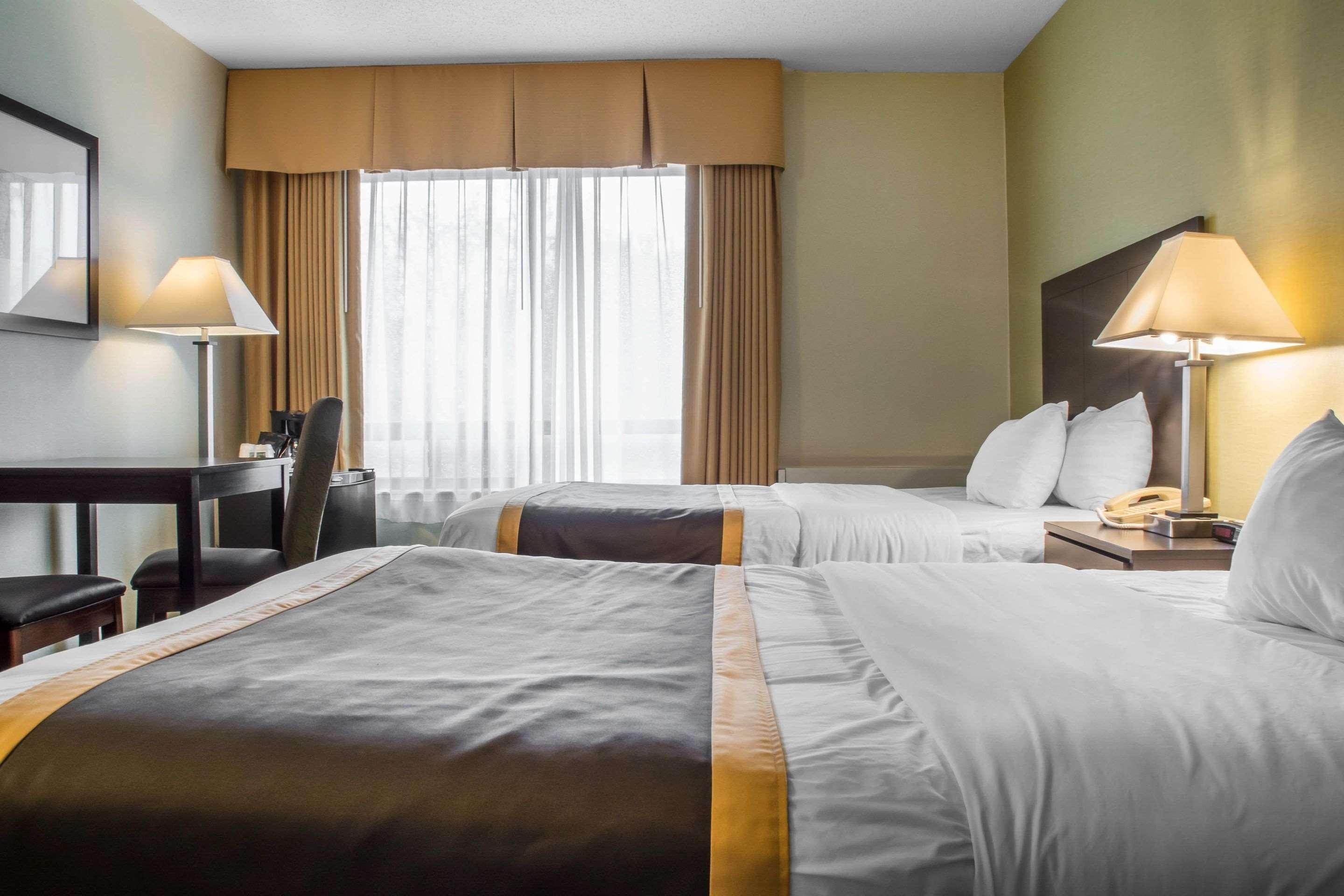 Quality Inn Peterborough Esterno foto