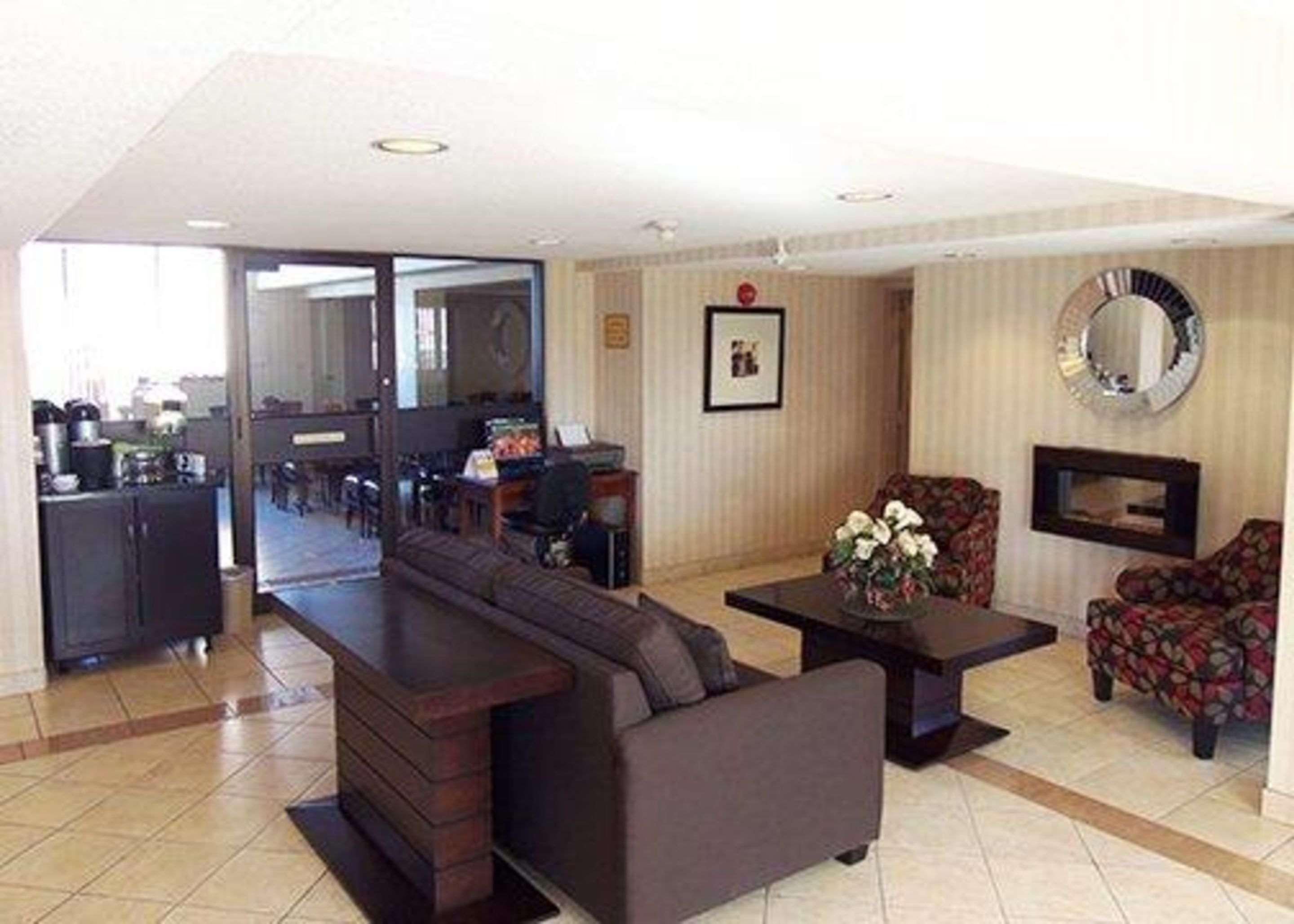 Quality Inn Peterborough Esterno foto