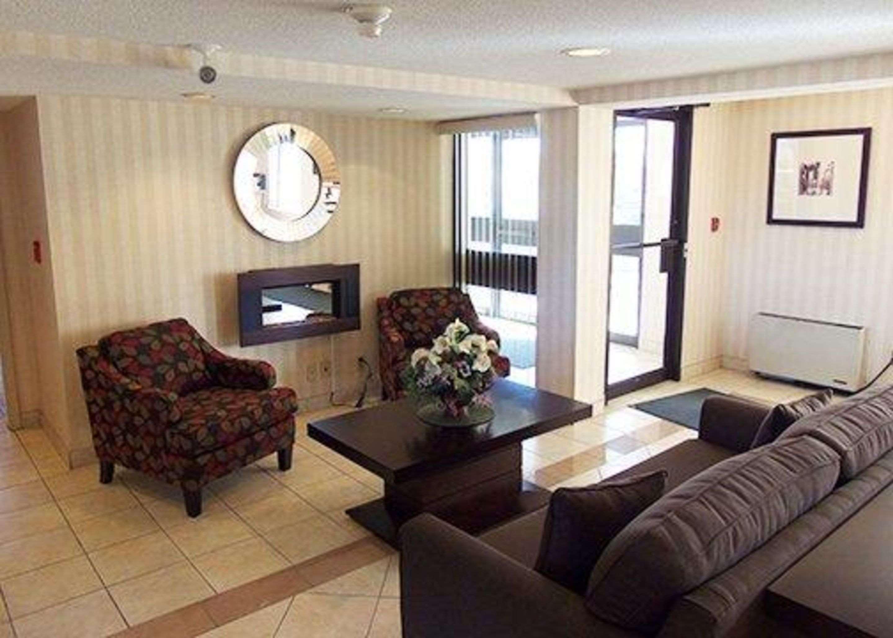 Quality Inn Peterborough Esterno foto