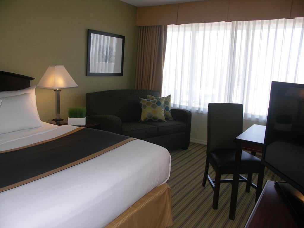 Quality Inn Peterborough Esterno foto