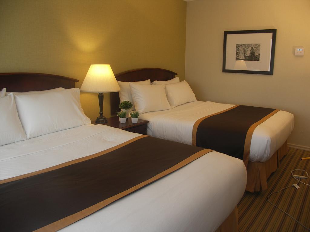 Quality Inn Peterborough Esterno foto