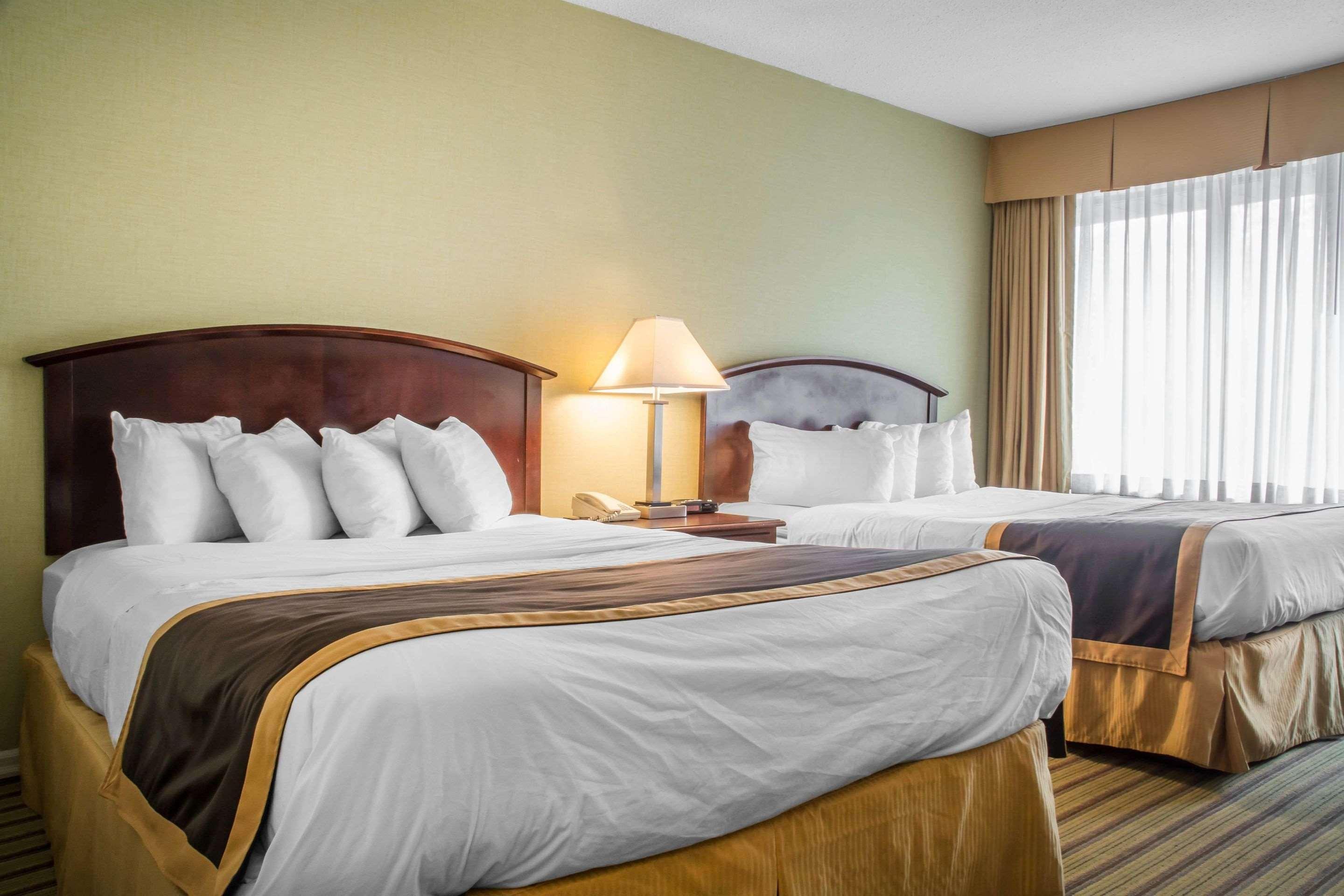 Quality Inn Peterborough Esterno foto