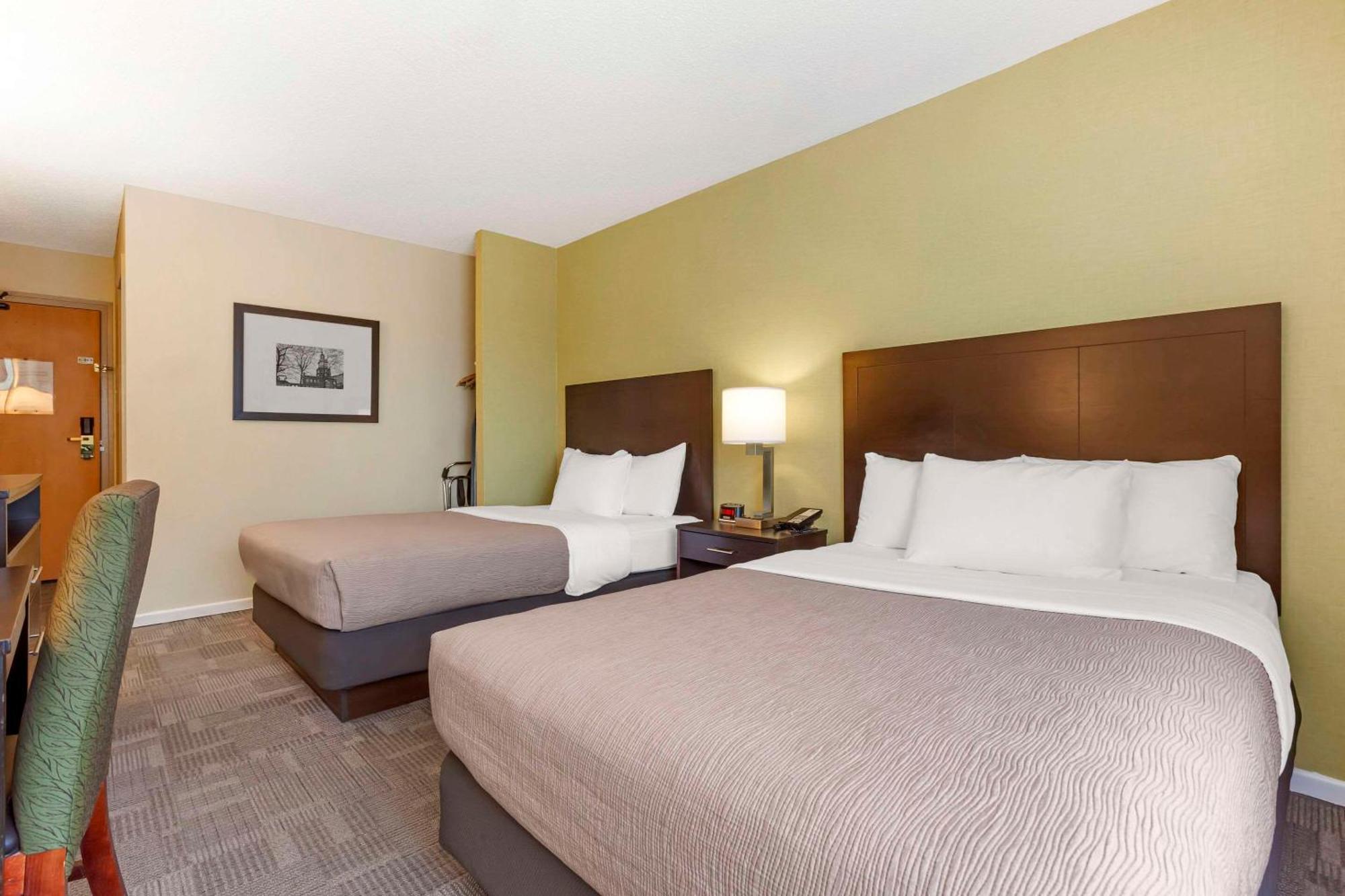 Quality Inn Peterborough Esterno foto